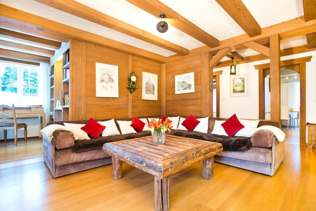 Bernerhof Residence Grindelwald Room photo